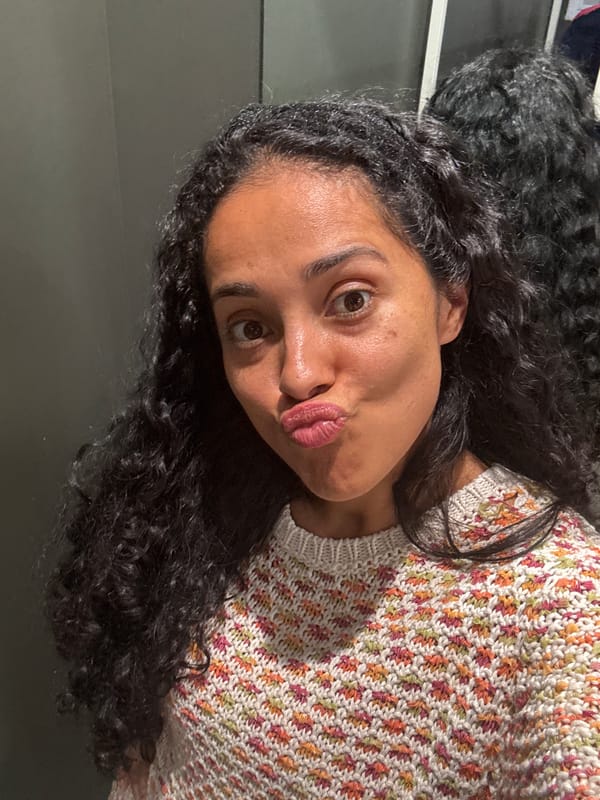 Woman takes selfies with #EnergyBooster theme in Luxembourg