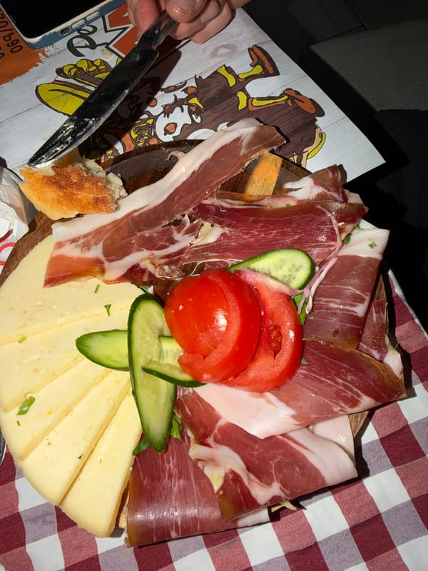 Residential TV viewing captured in Budva home