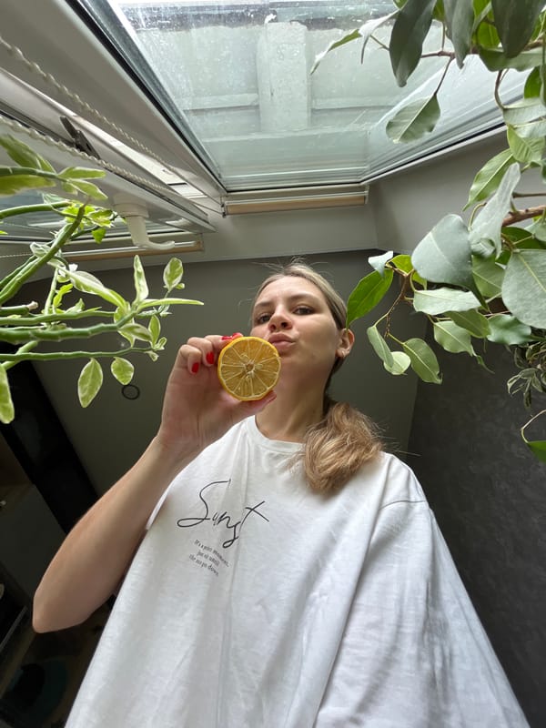 Morning routines and cake sharing captured in Chaikovsky, Russia