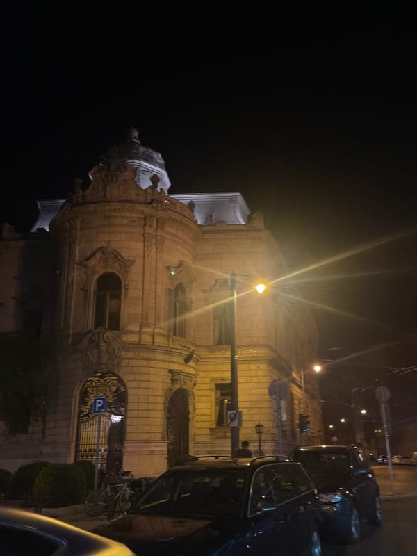 Budapest street scenes documented across three hours Tuesday afternoon