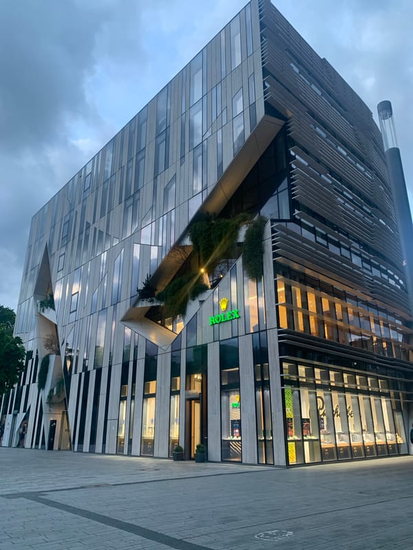 European city tour captures luxury retail and modern architecture