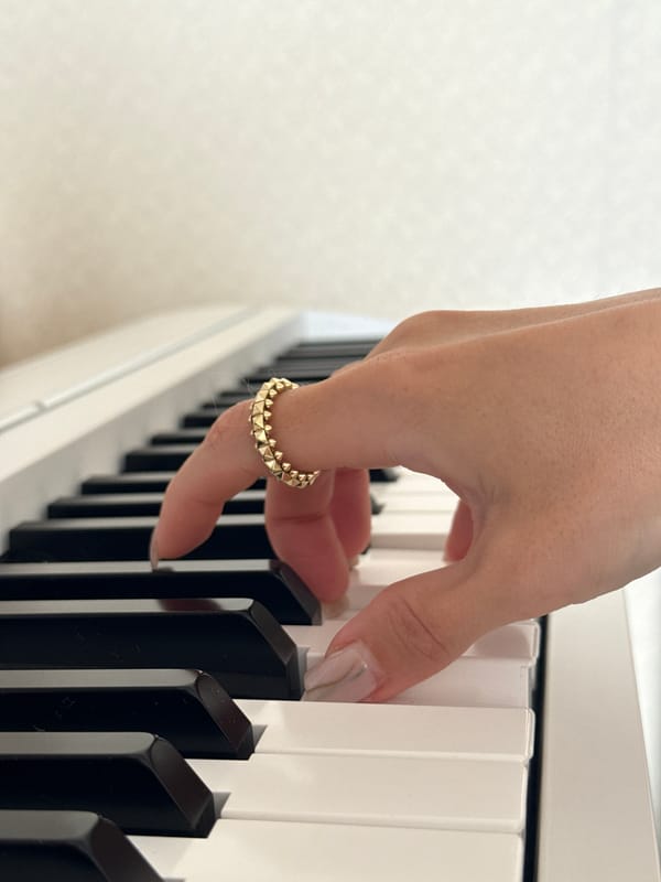 Afternoon at the piano, Zelenograd apartment details