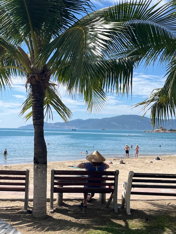 Tourist captures slice of life in Nha Trang coastal district