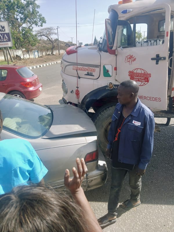 Traffic accident between truck and sedan in Kitwe