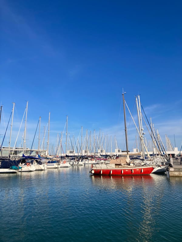 Marina and beach day at Port De La Ginesta