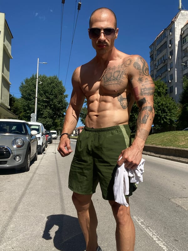 Gym session captured from multiple angles in Pleven
