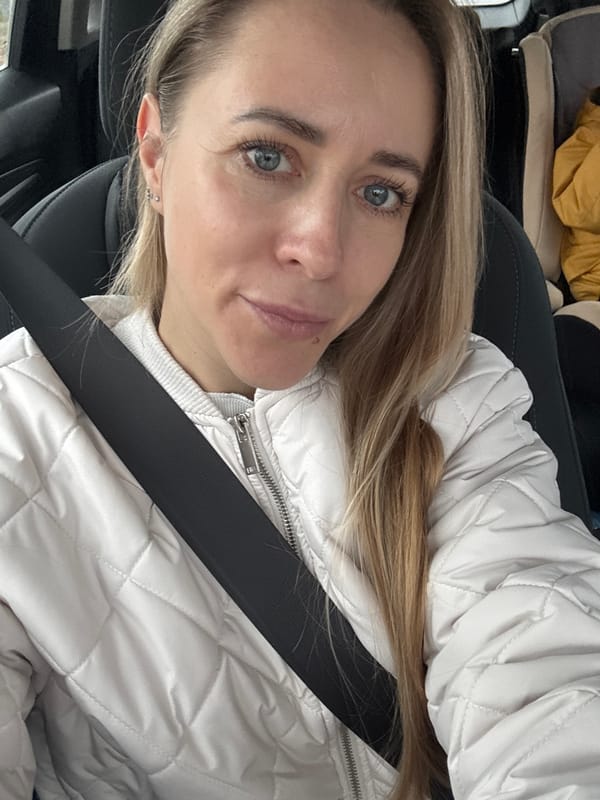 Mother and child captured in car selfies in Chaikovsky