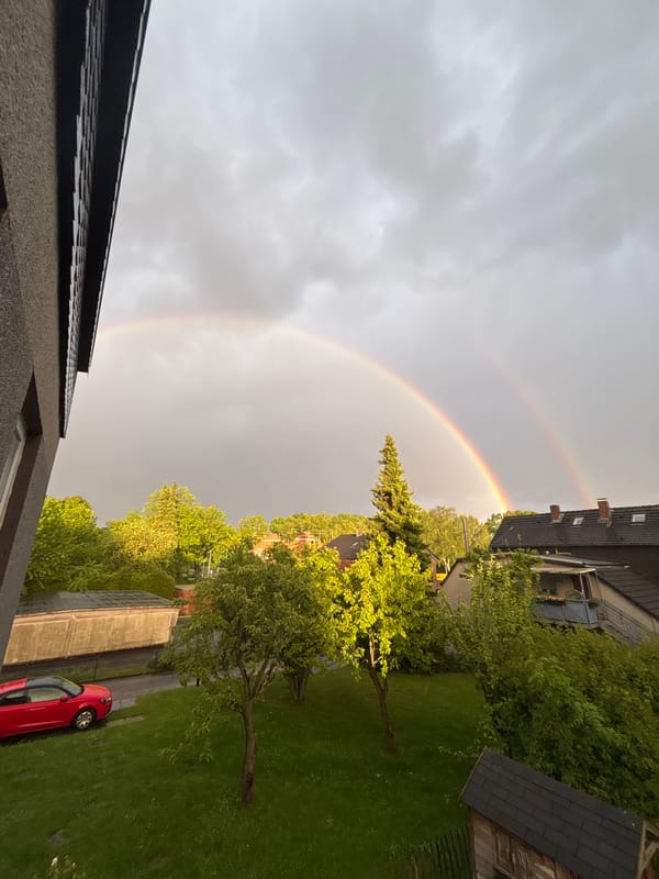 Double rainbow appears over Bochum residential area