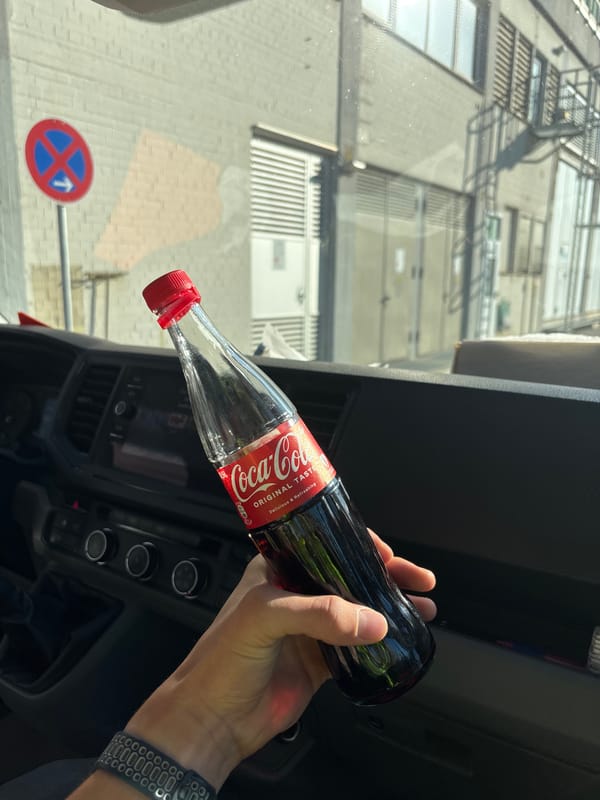 Work van break with a glass Coke, Mannheim