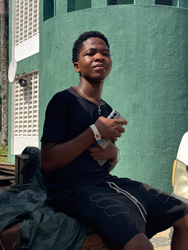 Casual portraits and street scenes captured in Ihiagwa, Nigeria