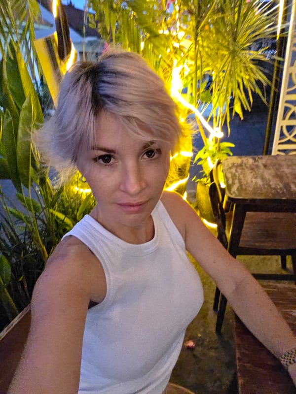 Evening visit to Burger Lab, North Kuta, Bali