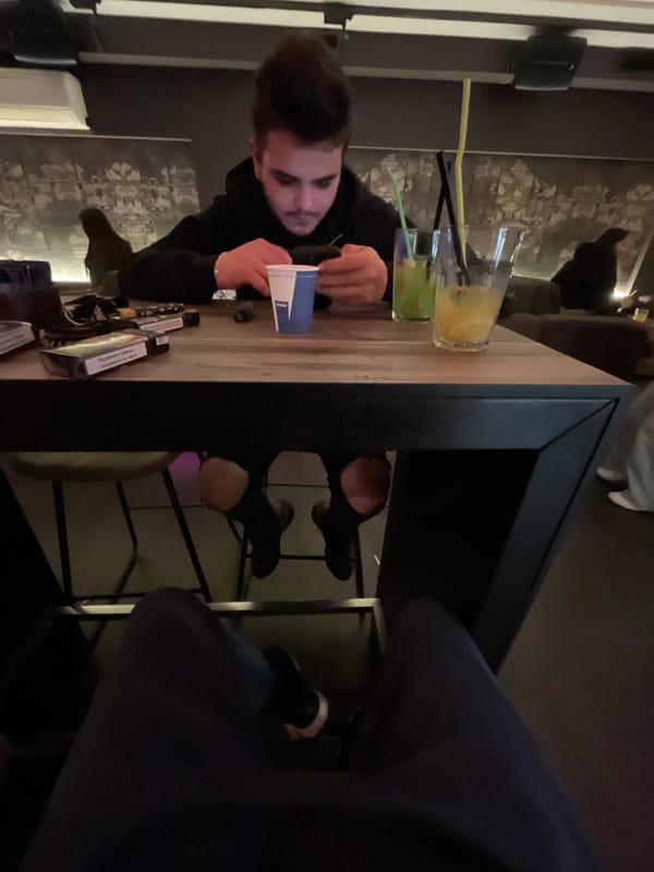 Man enjoys drinks at Karlovo establishment Friday evening