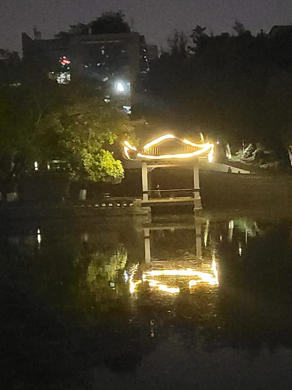 Evening scenes captured across Shapingba District, China
