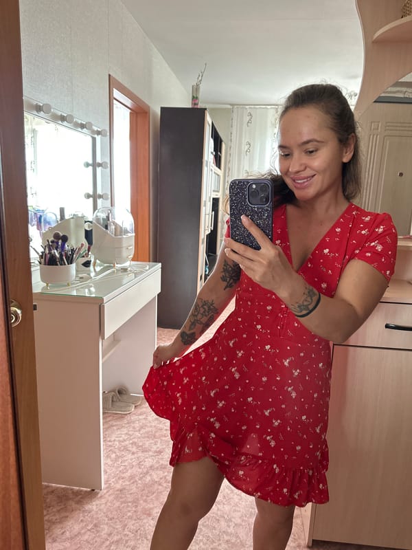 Mirror selfie in red floral dress, Yuzhnouralsk