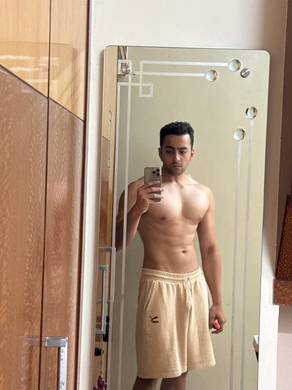 Young man takes series of mirror selfies in Kolkata residence