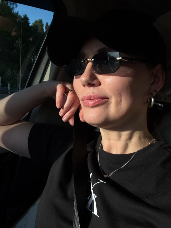 Sunny afternoon drive observed in Noviy, Russia