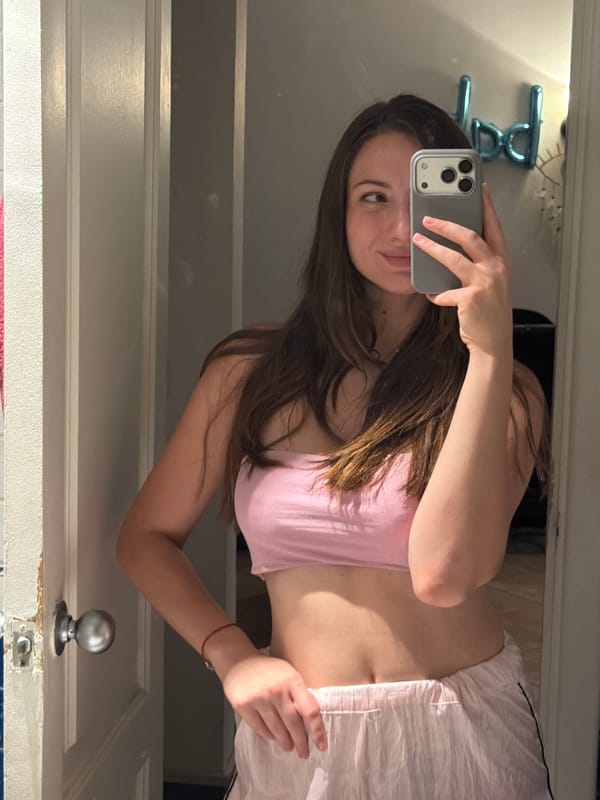 Quick bathroom selfie session in Sharm El Sheikh