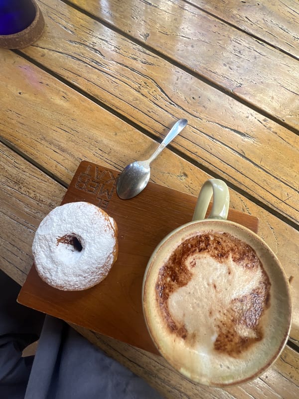 Coffee and donut arrangement spotted in Ungasan, Indonesia