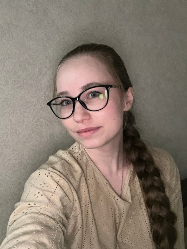 Evening home cooking session documented in Saint Petersburg apartment