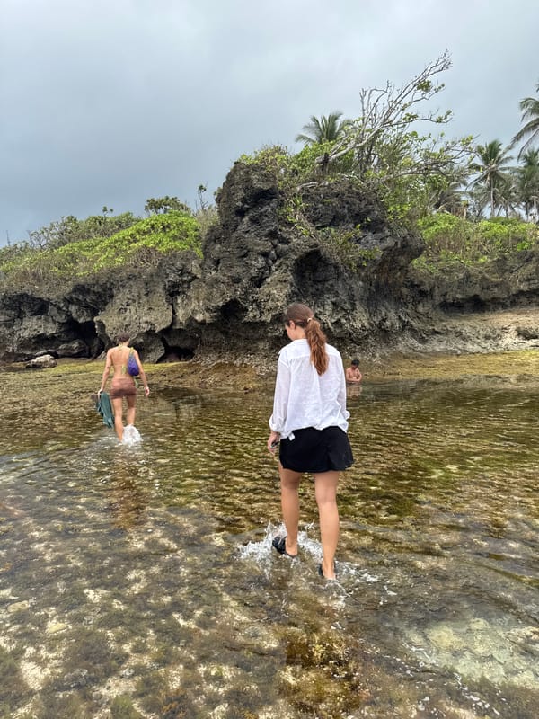 Early morning coastal activity documented near lighthouse in San Isidro