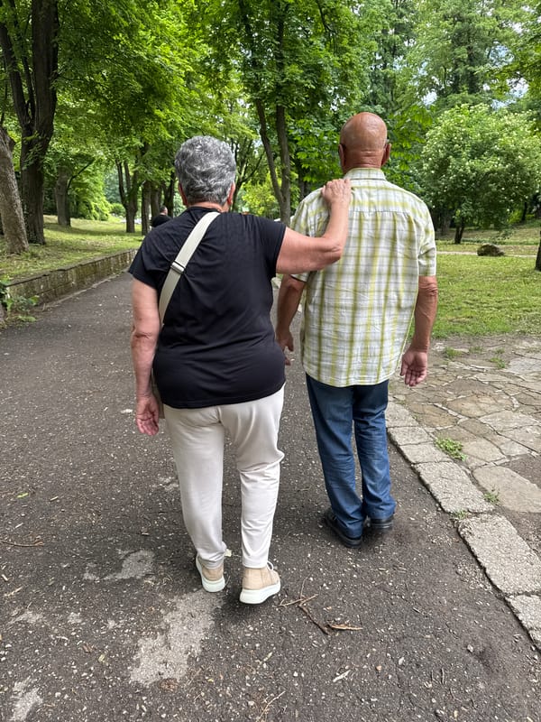 Couple documents zoo visit in Shumen, Bulgaria