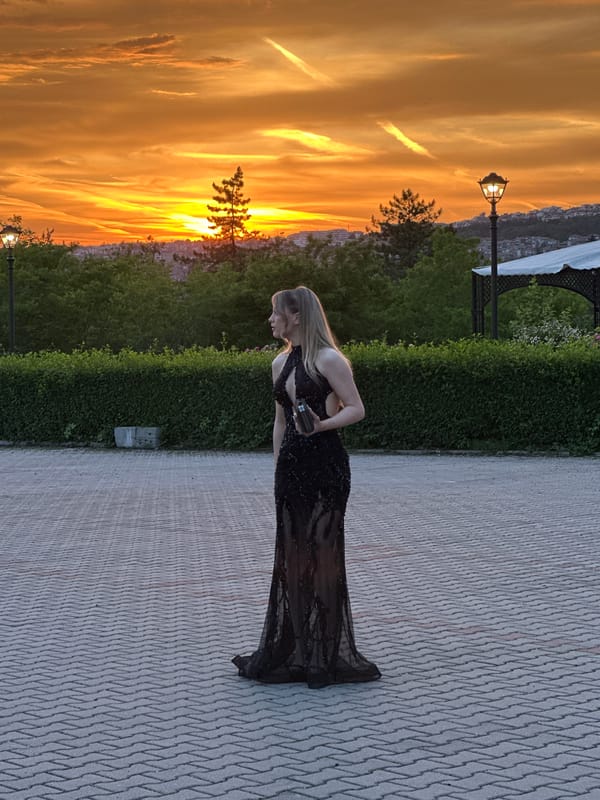 Evening scenes captured in Veliko Tarnovo residential area