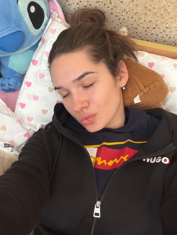 Woman documents morning routine through selfies in Sofia residence