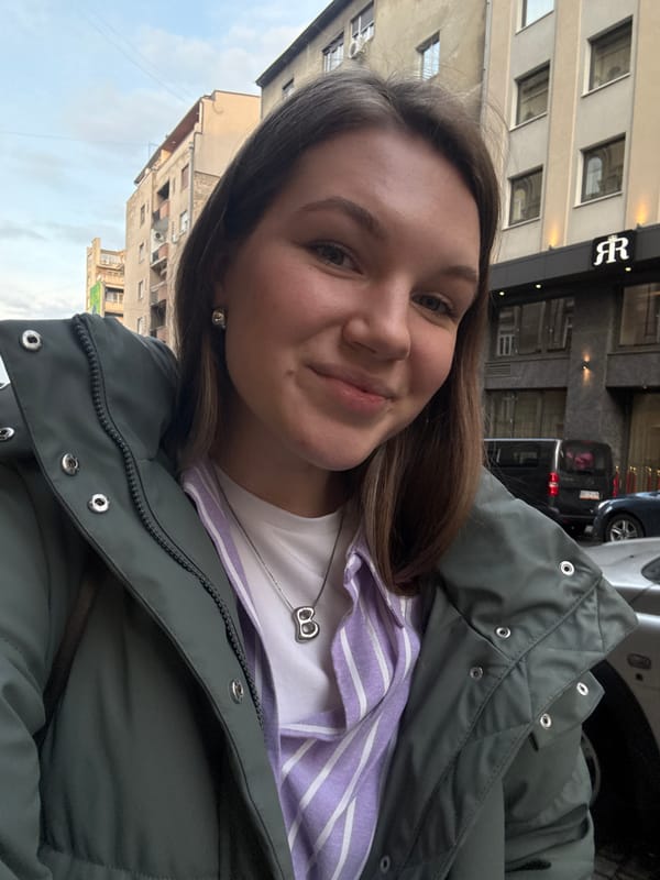 Ordinary moments captured in Belgrade: selfie and street scene