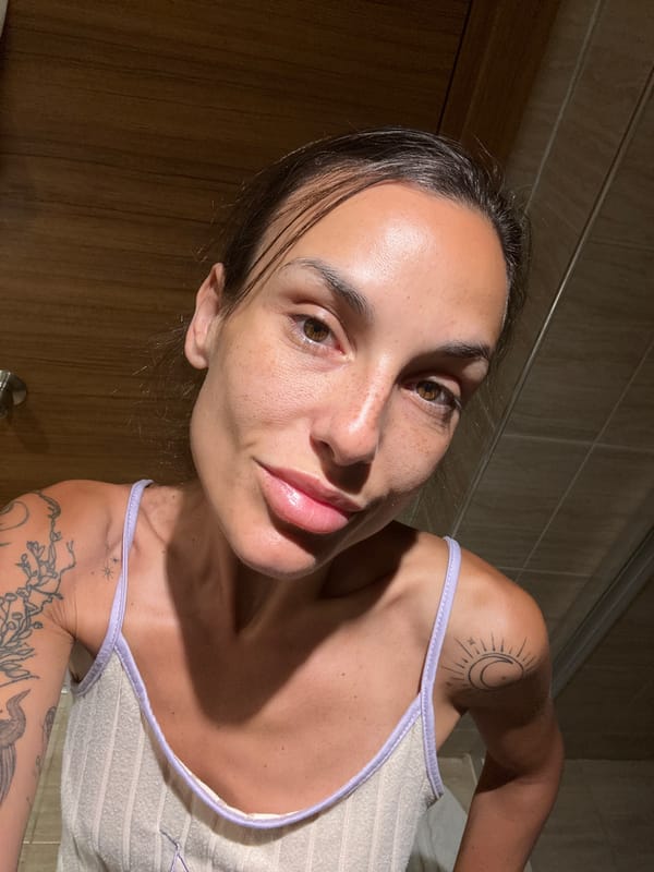 Bathroom selfie in Aksu, Turkey