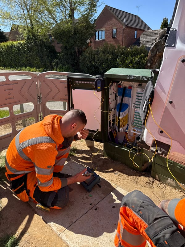 Fiber optic workers spotted in Mid Suffolk residential area