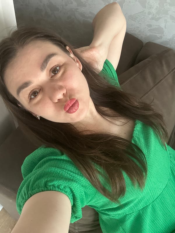 Morning moments captured in Chaikovsky: indoor rest, waterside tranquility