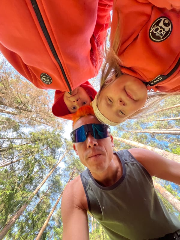 Afternoon outdoor activities documented in Chaikovsky, Russia