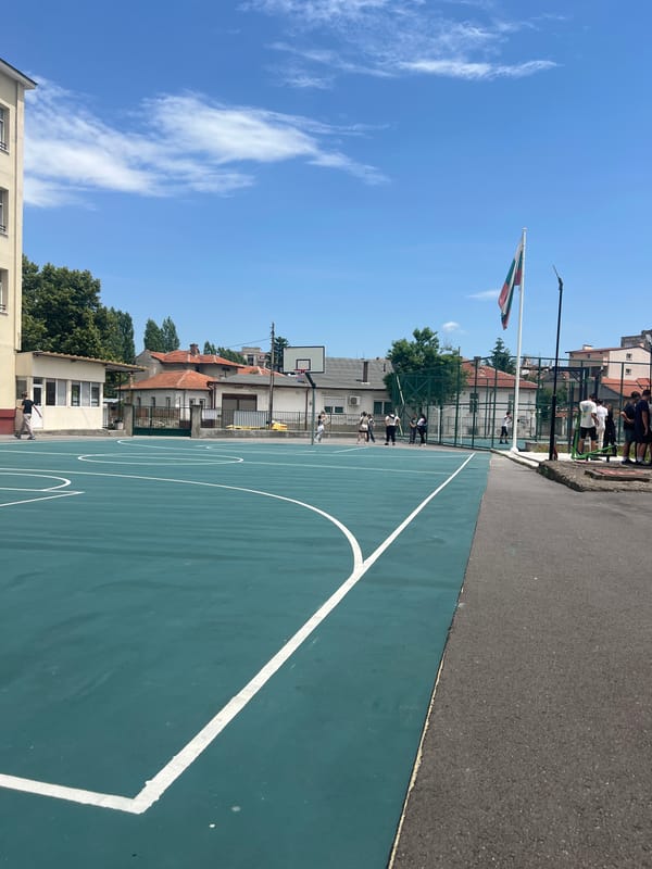 Morning scenes captured in Haskovo: basketball court, design work