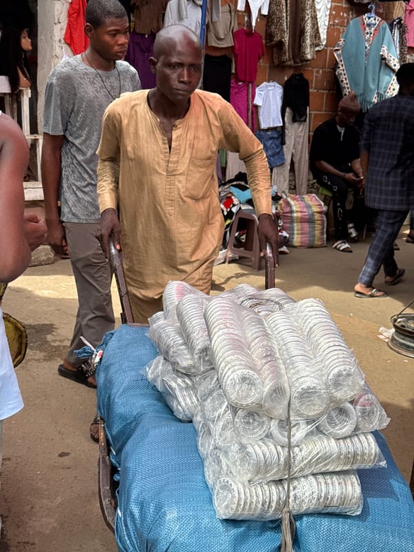 Routine market and street life documented across Abuja