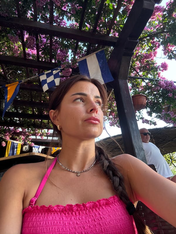 Selfies and scenery at a thatched waterfront café