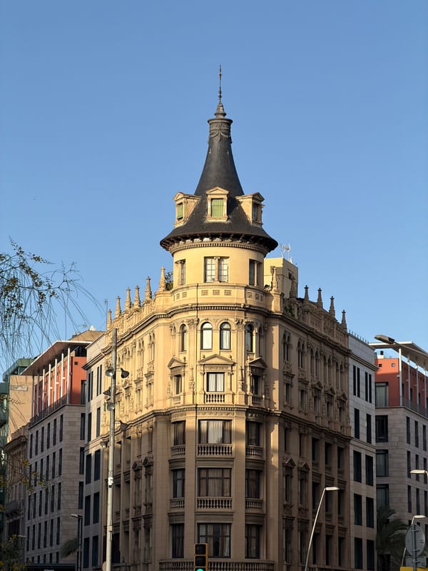 Barcelona streets: gothic architecture, skate tricks, and sidewalk scenes