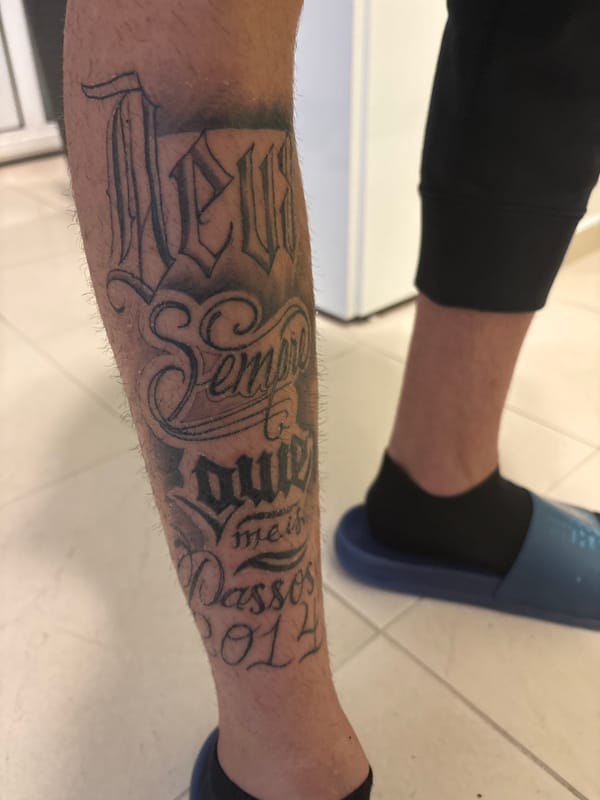 Person with 'Sempre' tattoo spotted in Ruse, Bulgaria