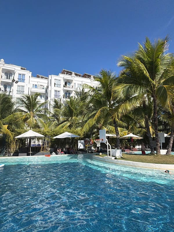 Sunny morning at a Nha Trang resort pool