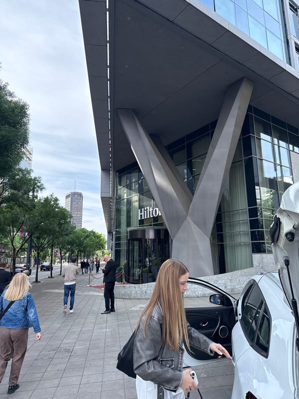Women spotted at Belgrade hotel and indoor venue