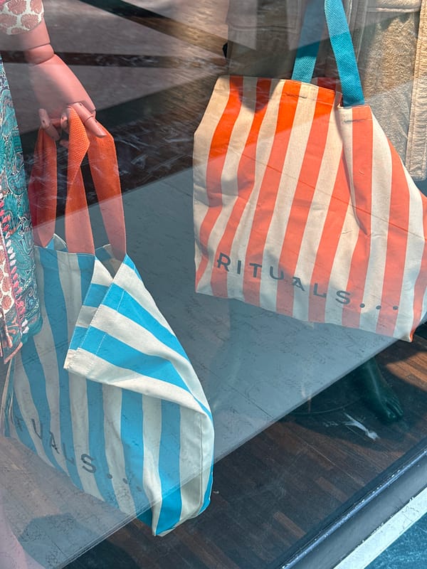 Retail displays and meal documented at shopping location
