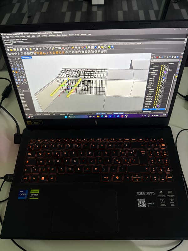 Gaming laptop with orange backlight spotted in Milan