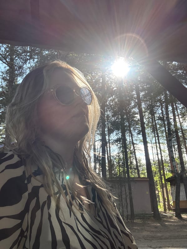 Family enjoys weekend outing at Kama Reservoir in Chaykovsky