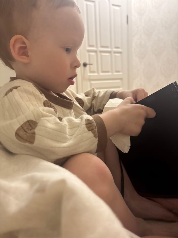 Mother and child's evening routine documented in Ферма, Russia