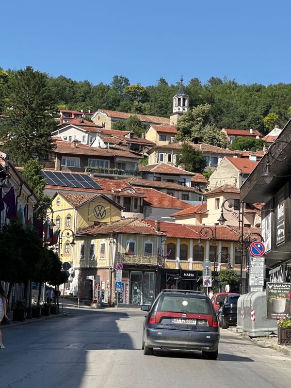 Afternoon street traffic through central Veliko Tarnovo, Bulgaria