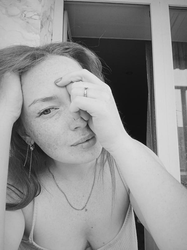 Quiet domestic moments captured in Russian town over 14 minutes