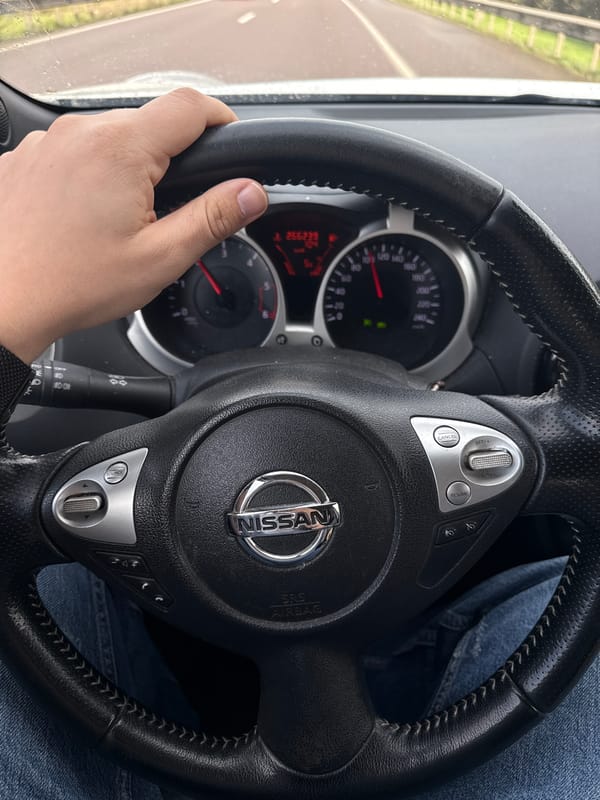 Driver operates Nissan vehicle in Leudelange, Luxembourg
