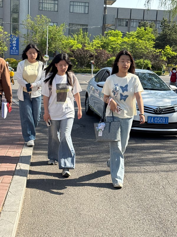 Morning street life captured in Zhongtun, China