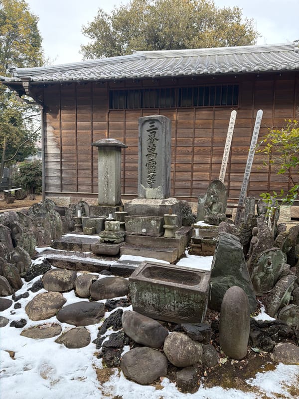 Early morning temple cemetery scenes documented in Suginami Tokyo