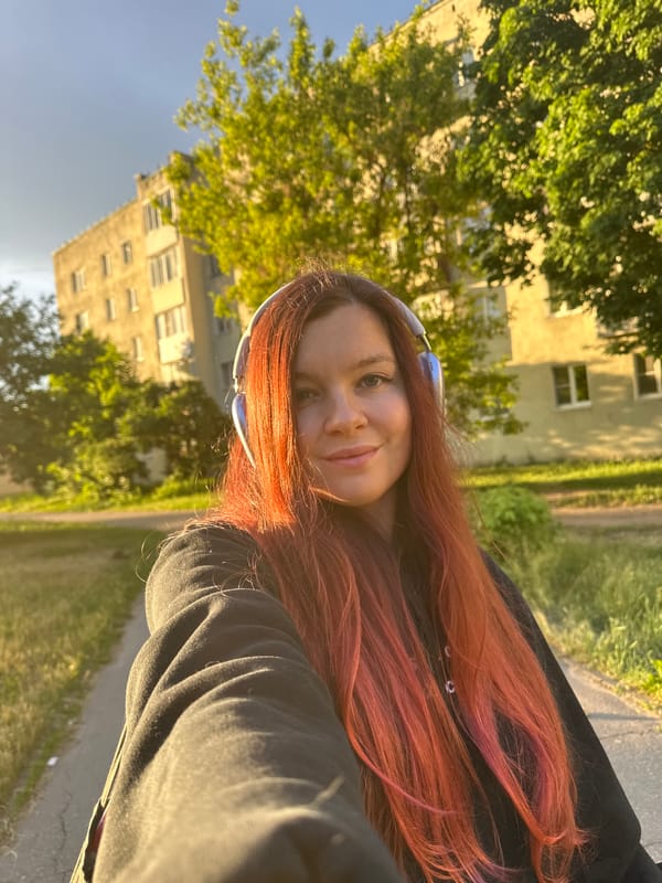 Selfie and sunrise captured simultaneously in Vladimir, Russia