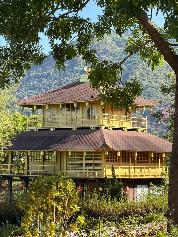 Traditional Architecture and Daily Life Captured in Nam Nha Trang